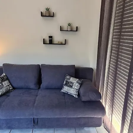 Apartment Proche Avec Jardin,place Parking.
